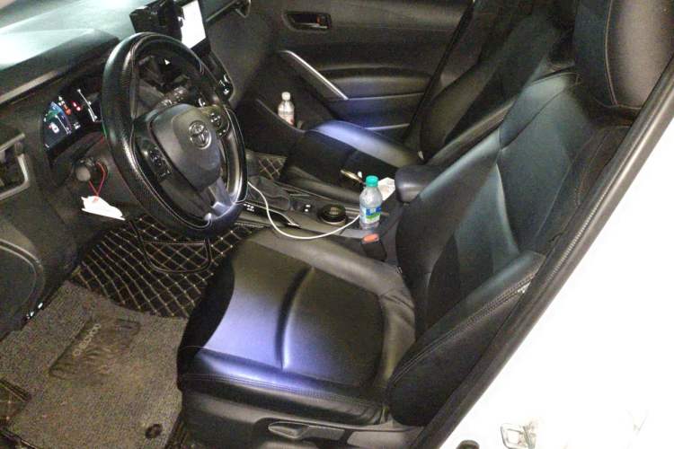Used Toyota Corolla Cross 2024 2.0L Smart Electric Hybrid Dual-Engine Pioneer Edition Left Front Seat