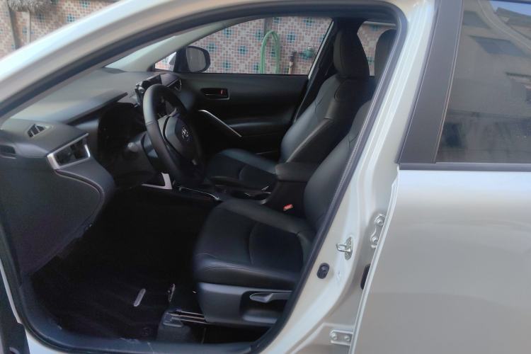 Used Toyota Corolla Cross 2024 2.0L Elite Edition Left Front Seat