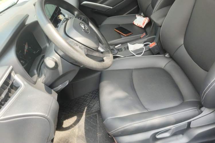 Used Toyota Corolla Cross 2024 2.0L Pioneer Edition Left Front Seat
