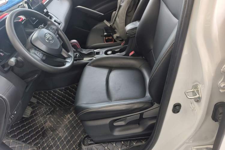 Used Toyota Corolla Cross 2024 2.0L Pioneer Edition Left Front Seat