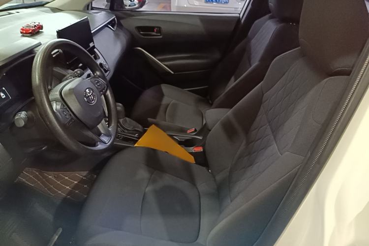 Used Toyota Corolla Cross 2024 2.0L Pioneer Edition Left Front Seat
