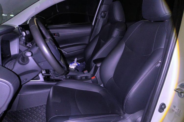 Used Toyota Corolla Cross 2024 2.0L Pioneer Edition Left Front Seat