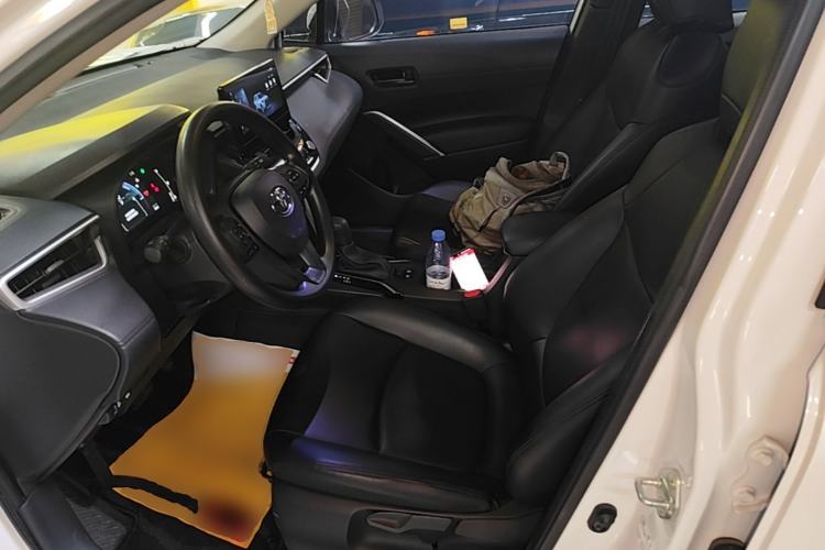 Used Toyota Corolla Cross 2024 2.0L Smart Electric Hybrid Dual-Engine Pioneer Edition Left Front Seat