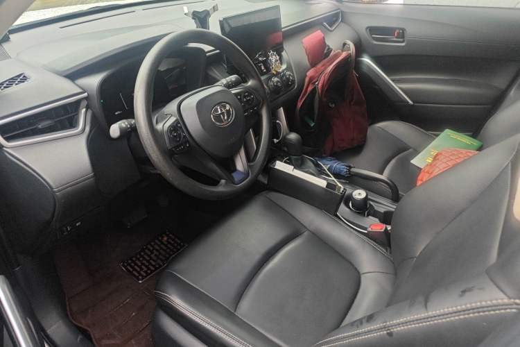 Used Toyota Corolla Cross 2024 2.0L Pioneer Edition Left Front Seat