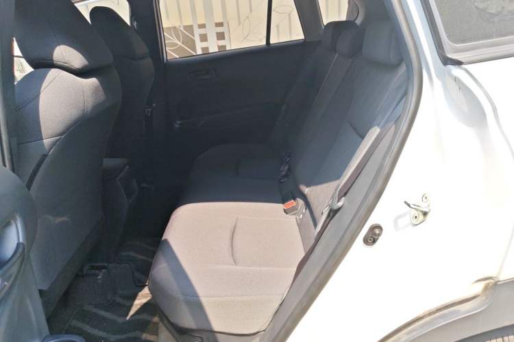 Used Toyota Corolla Cross 2024 2.0L Smart Electric Hybrid Dual-Engine Pioneer Edition Left Rear Seat