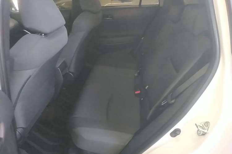 Used Toyota Corolla Cross 2024 2.0L Smart Electric Hybrid Dual-Engine Pioneer Edition Left Rear Seat