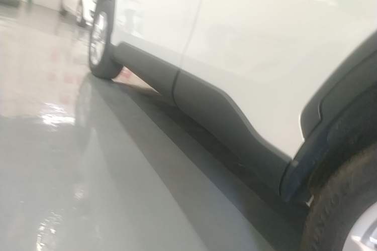 Used Toyota Corolla Cross 2024 2.0L Smart Electric Hybrid Dual-Engine Pioneer Edition Left Side Sill