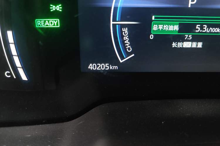 Used Toyota Corolla Cross 2024 2.0L Smart Electric Hybrid Dual-Engine Elite Edition Odometer Close Up