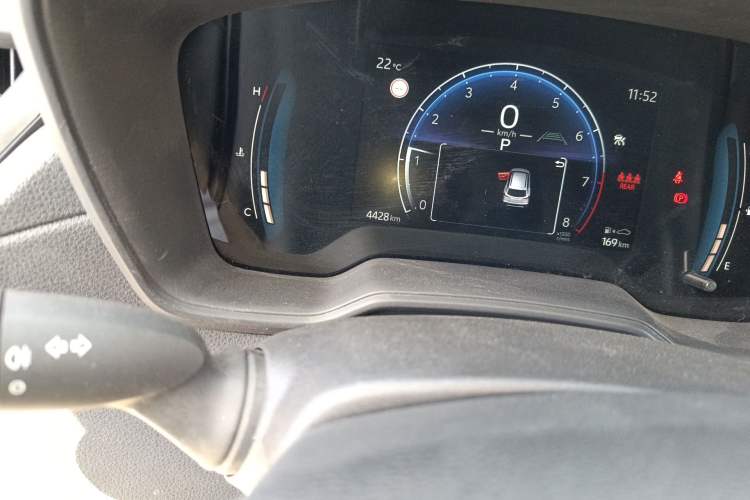 Used Toyota Corolla Cross 2024 2.0L Pioneer Edition Odometer Close Up