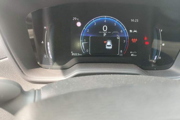 Used Toyota Corolla Cross 2024 2.0L Pioneer Edition Odometer Close Up