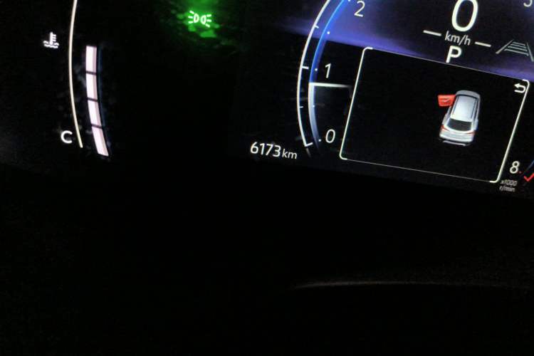 Used Toyota Corolla Cross 2024 2.0L Pioneer Edition Odometer Close Up