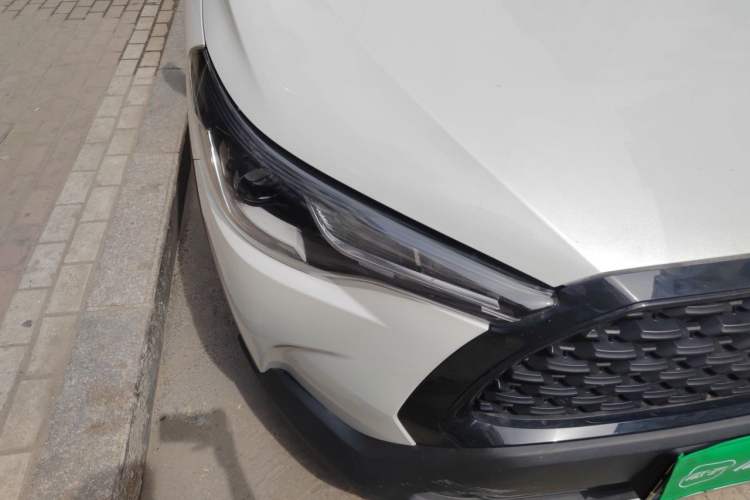 Used Toyota Corolla Cross 2024 2.0L Elite Edition Right Front Headlight