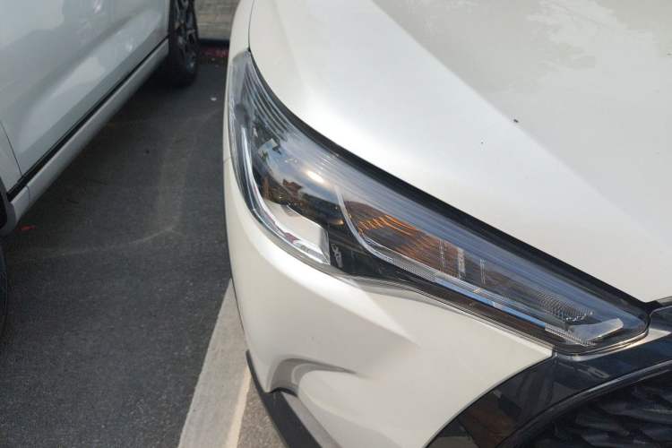 Used Toyota Corolla Cross 2024 2.0L Elite Edition Right Front Headlight