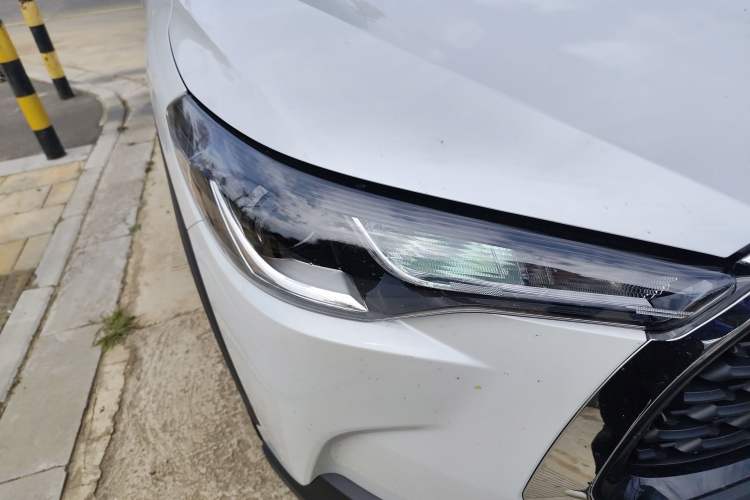 Used Toyota Corolla Cross 2024 2.0L Elite Edition Right Front Headlight
