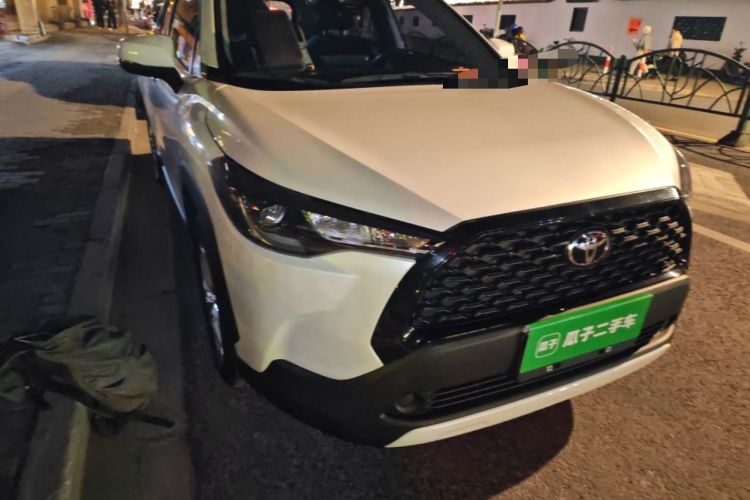 Used Toyota Corolla Cross 2024 2.0L Pioneer Edition Right Front Headlight