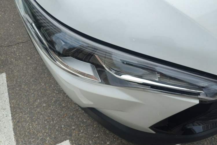 Used Toyota Corolla Cross 2024 2.0L Pioneer Edition Right Front Headlight