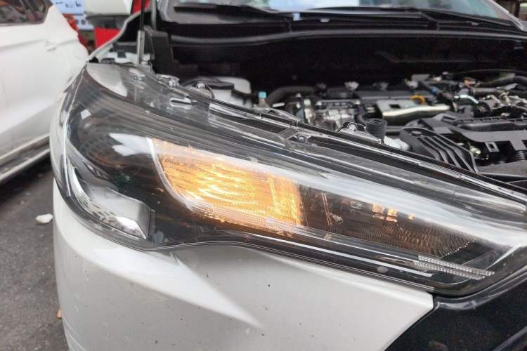 Used Toyota Corolla Cross 2024 2.0L Smart Electric Hybrid Dual-Engine Elite Edition Right Front Headlight