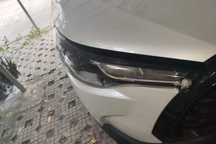 Used Toyota Corolla Cross 2024 2.0L Smart Electric Hybrid Dual-Engine Pioneer Edition Right Front Headlight