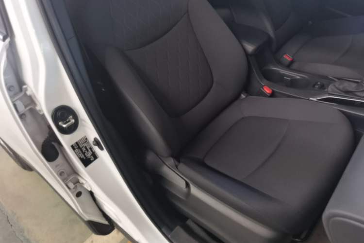 Used Toyota Corolla Cross 2024 2.0L Pioneer Edition Right Front Seat