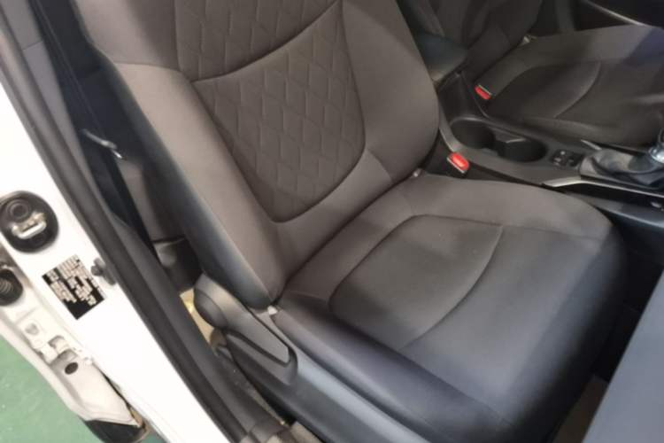 Used Toyota Corolla Cross 2024 2.0L Pioneer Edition Right Front Seat
