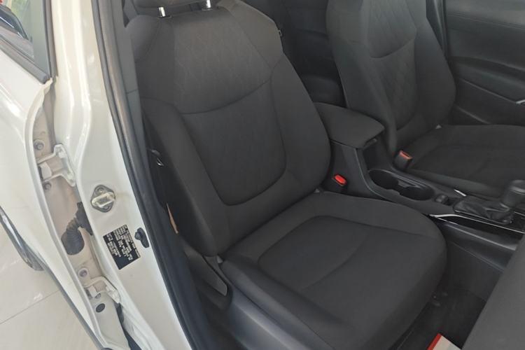Used Toyota Corolla Cross 2024 2.0L Pioneer Edition Right Front Seat