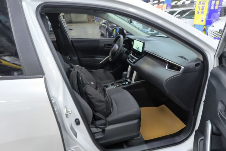 Used Toyota Corolla Cross 2024 2.0L Elite Edition Right Front Seat