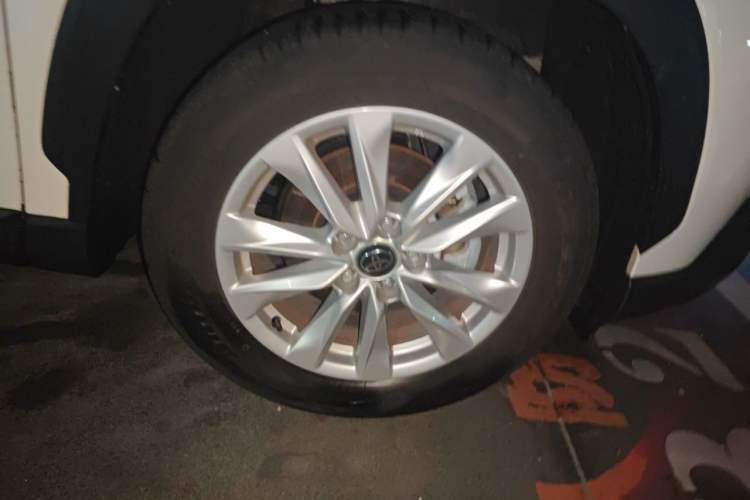 Used Toyota Corolla Cross 2024 2.0L Elite Edition Right Front Wheel Hub