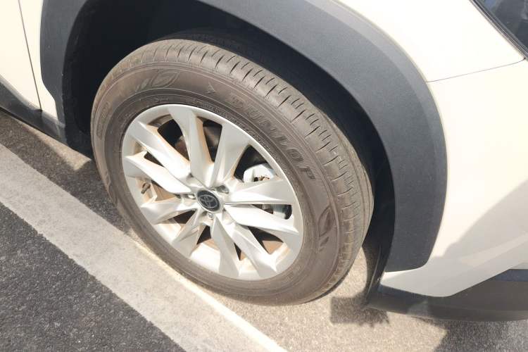 Used Toyota Corolla Cross 2024 2.0L Elite Edition Right Front Wheel Hub