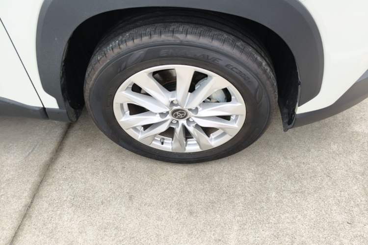 Used Toyota Corolla Cross 2024 2.0L Elite Edition Right Front Wheel Hub