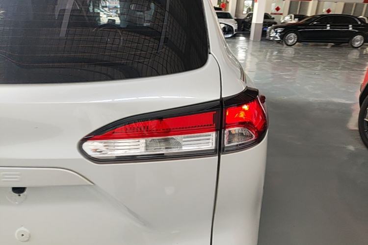 Used Toyota Corolla Cross 2024 2.0L Elite Edition Right Rear Taillight