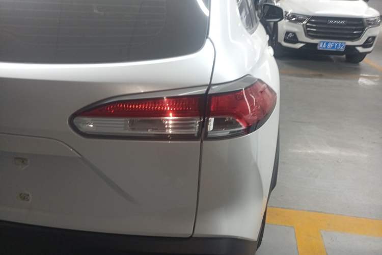 Used Toyota Corolla Cross 2024 2.0L Pioneer Edition Right Rear Taillight