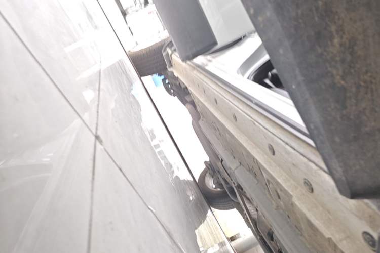 Used Toyota Corolla Cross 2024 2.0L Elite Edition Right Side Sill