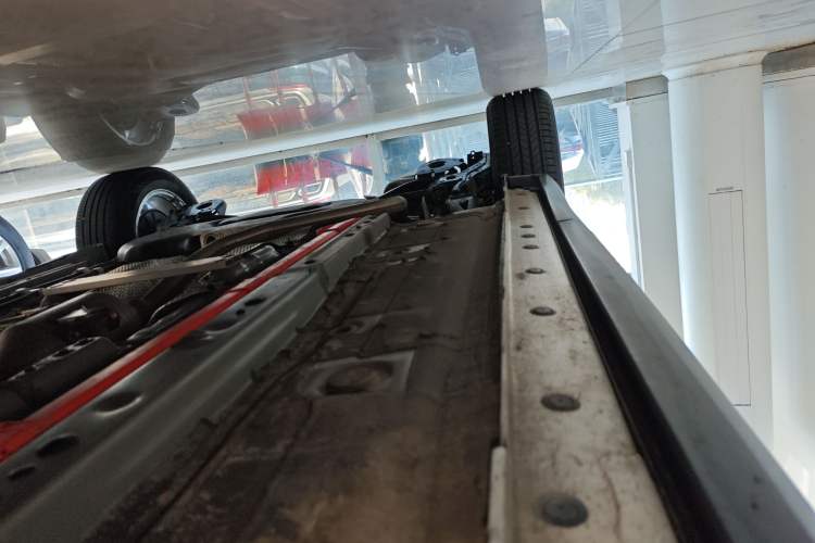 Used Toyota Corolla Cross 2024 2.0L Smart Electric Hybrid Dual-Engine Pioneer Edition Right Side Sill