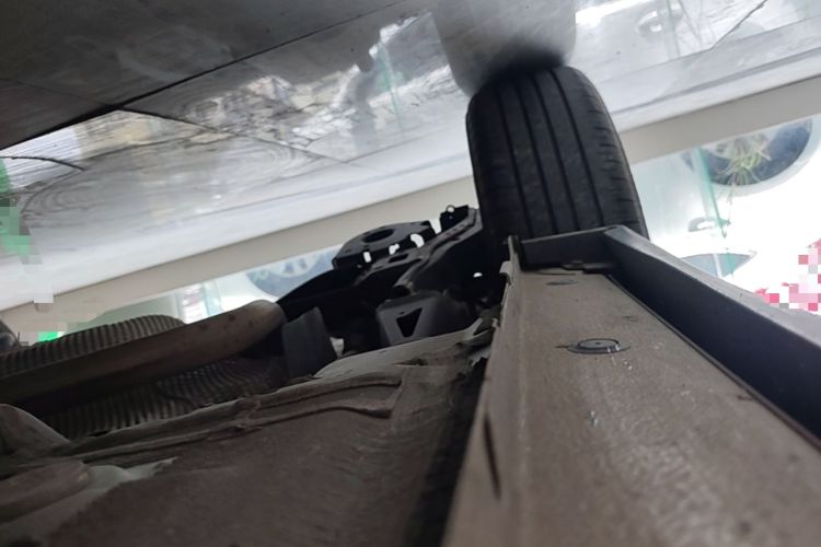 Used Toyota Corolla Cross 2024 2.0L Pioneer Edition Right Side Sill