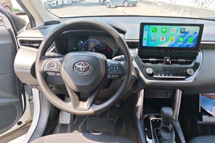 Used Toyota Corolla Cross 2024 2.0L Smart Electric Hybrid Dual-Engine Pioneer Edition Steering Wheel