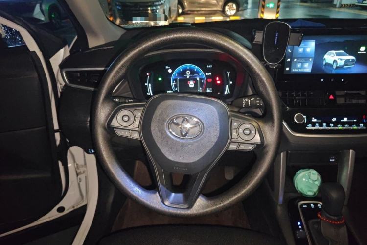 Used Toyota Corolla Cross 2024 2.0L Elite Edition Steering Wheel