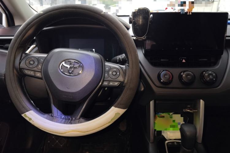 Used Toyota Corolla Cross 2024 2.0L Pioneer Edition Steering Wheel