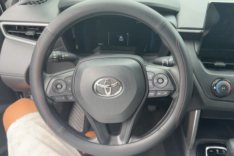 Used Toyota Corolla Cross 2024 2.0L Pioneer Edition Steering Wheel