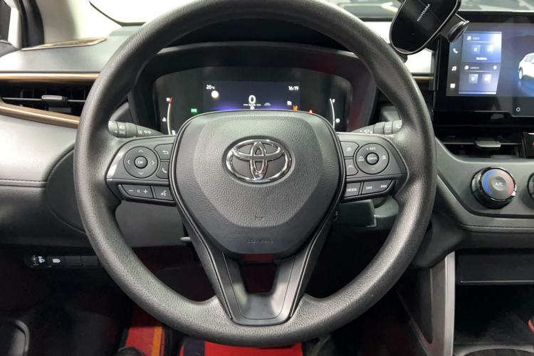 Used Toyota Corolla Cross 2024 2.0L Pioneer Edition Steering Wheel