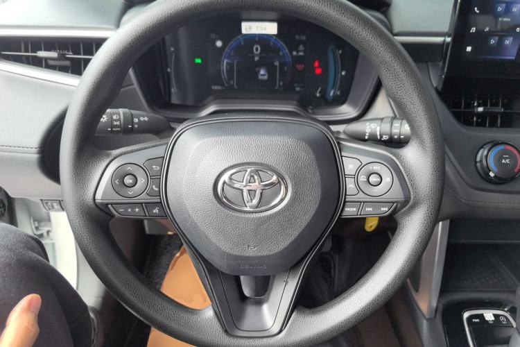 Used Toyota Corolla Cross 2024 2.0L Pioneer Edition Steering Wheel