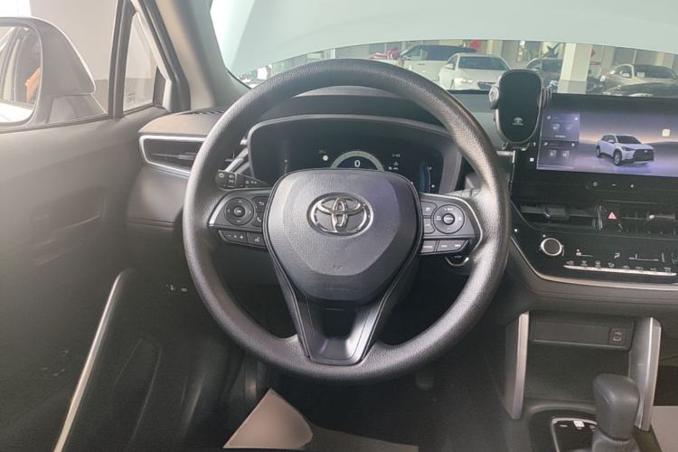 Used Toyota Corolla Cross 2024 2.0L Elite Edition Steering Wheel