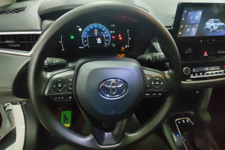 Used Toyota Corolla Cross 2024 2.0L Elite Edition Steering Wheel
