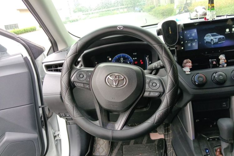 Used Toyota Corolla Cross 2024 2.0L Pioneer Edition Steering Wheel