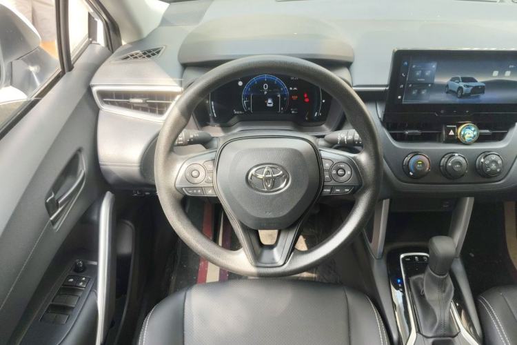 Used Toyota Corolla Cross 2024 2.0L Pioneer Edition Steering Wheel