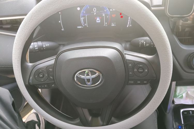 Used Toyota Corolla Cross 2024 2.0L Pioneer Edition Steering Wheel
