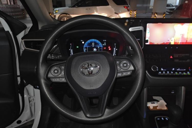 Used Toyota Corolla Cross 2024 2.0L Elite Edition Steering Wheel