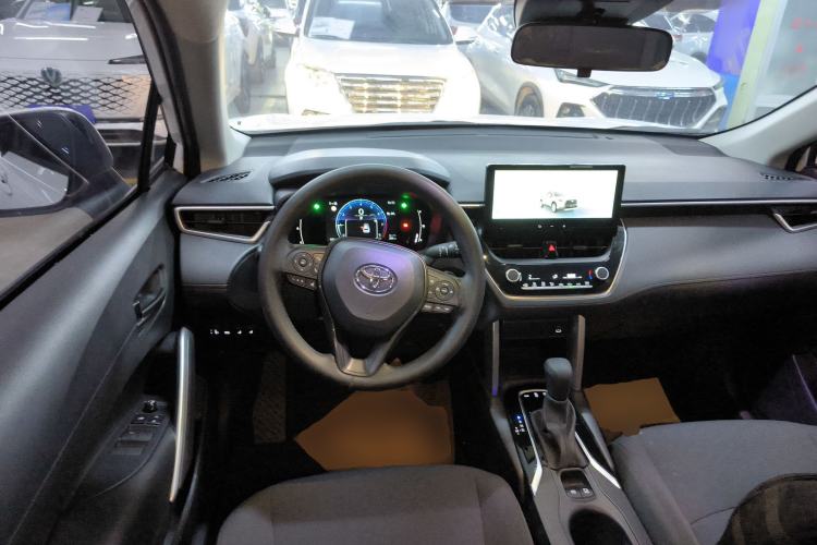 Used Toyota Corolla Cross 2024 2.0L Elite Edition Steering Wheel