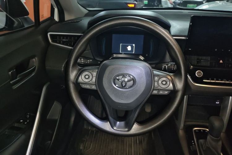Used Toyota Corolla Cross 2024 2.0L Smart Electric Hybrid Dual-Engine Pioneer Edition Steering Wheel