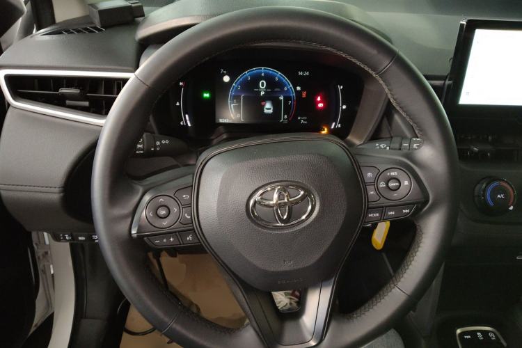 Used Toyota Corolla Cross 2024 2.0L Pioneer Edition Steering Wheel