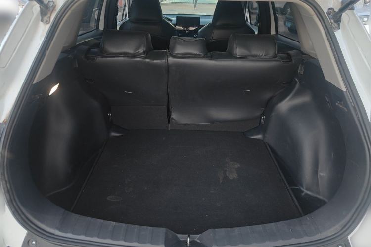 Used Toyota Corolla Cross 2024 2.0L Elite Edition Trunk